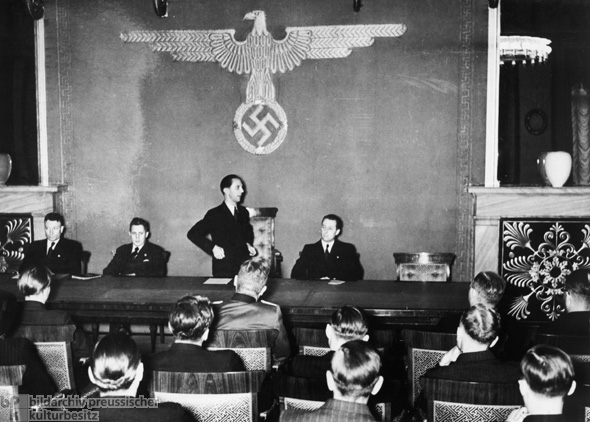 Joseph Goebbels Speaks to the Editors-in-Chief of the German Press (1940)